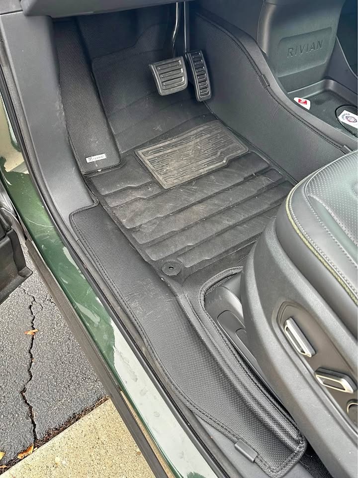 Rivian R1S TuxMat Floor Mats