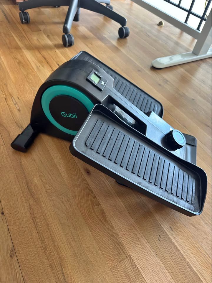 🥕 Cubii Under-Desk Elliptical – Great Condition