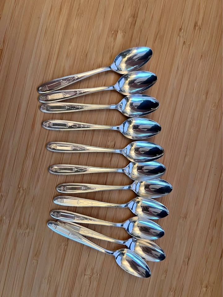 Set of 11 - Community Plate Tea Spoons Silver Plated