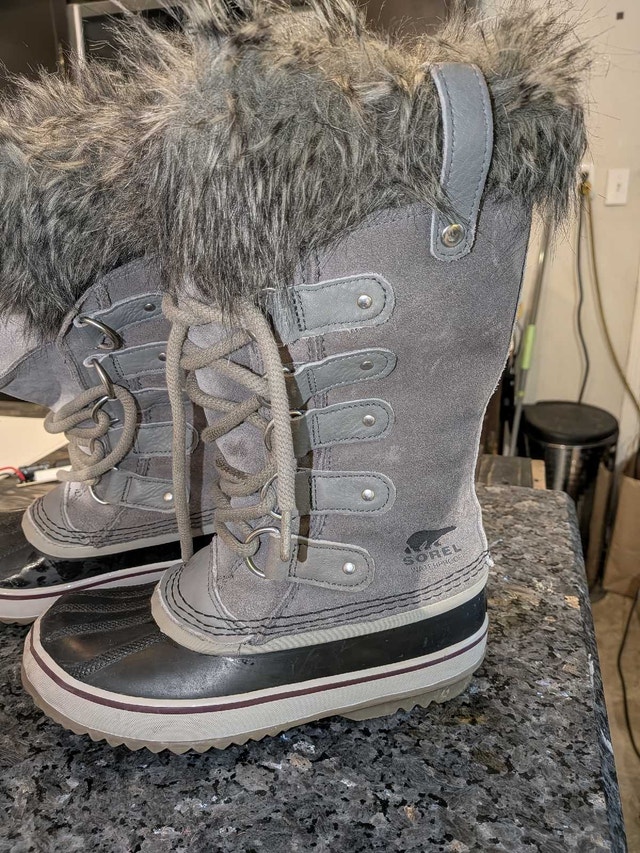 Size 5 Sorel winter boots - photo 2
