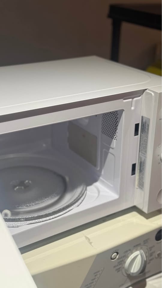 IKEA Microwave (white) — $75 OBO - photo 4
