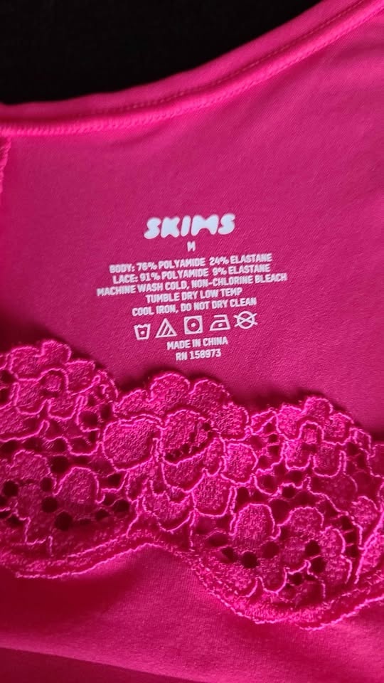 Skims Fits Everybody Lace Slip Dress - Neon Rose (Medium) 🏆 - photo 4