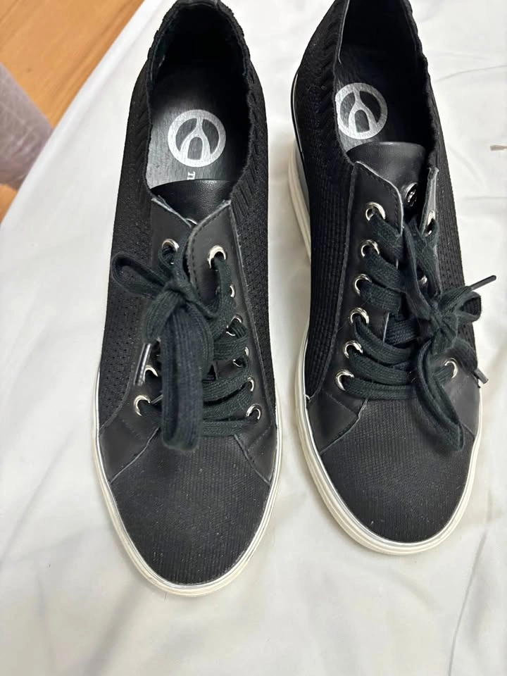 Black Wedge Sneakers Women's Size 10M