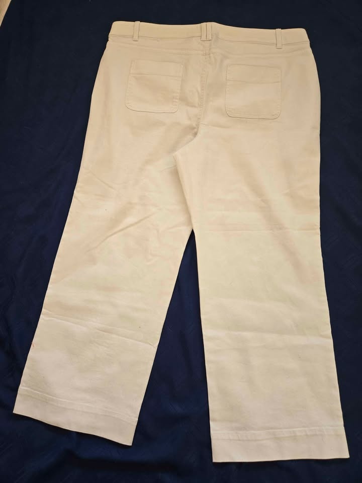 White Denim Wide Leg Jeans, Size 20W - photo 2