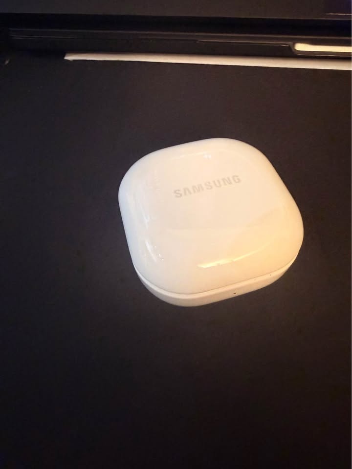Samsung Galaxy Buds FE – Like New - photo 2
