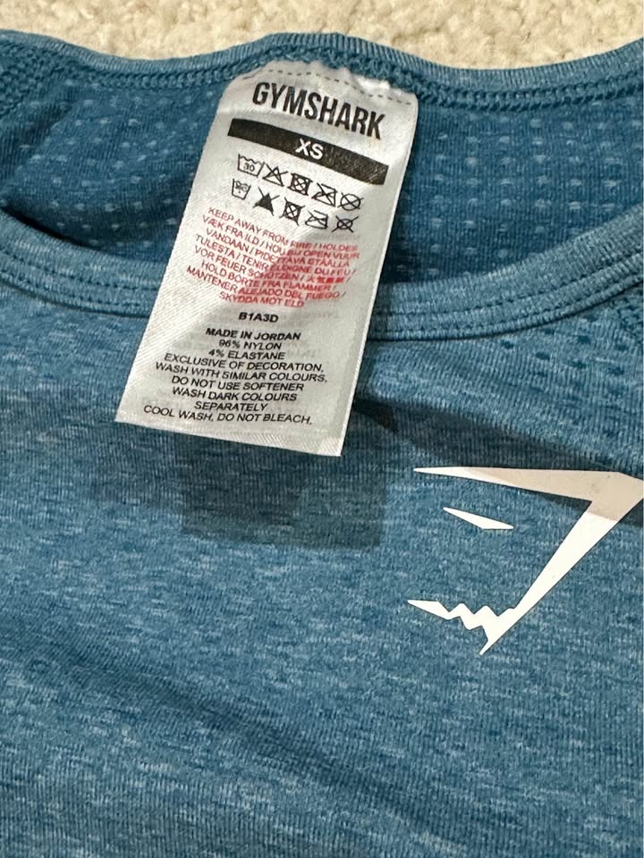 Gym Shark Crop Top & Shorts | X Small - photo 4
