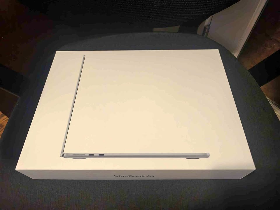 Apple mac air 13 inches m4 chip, 512GB