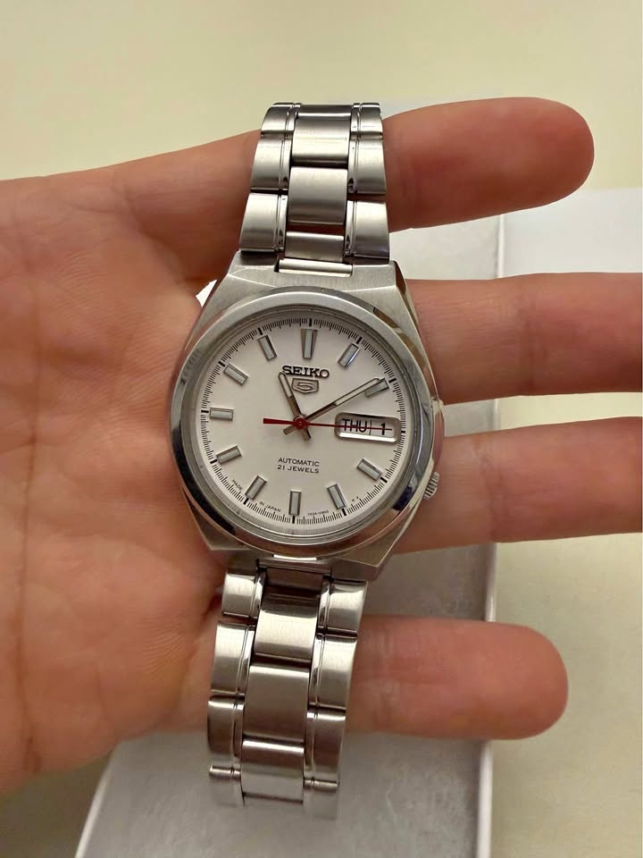 Seiko 5 Automatic Watch – White Dial 37mm
