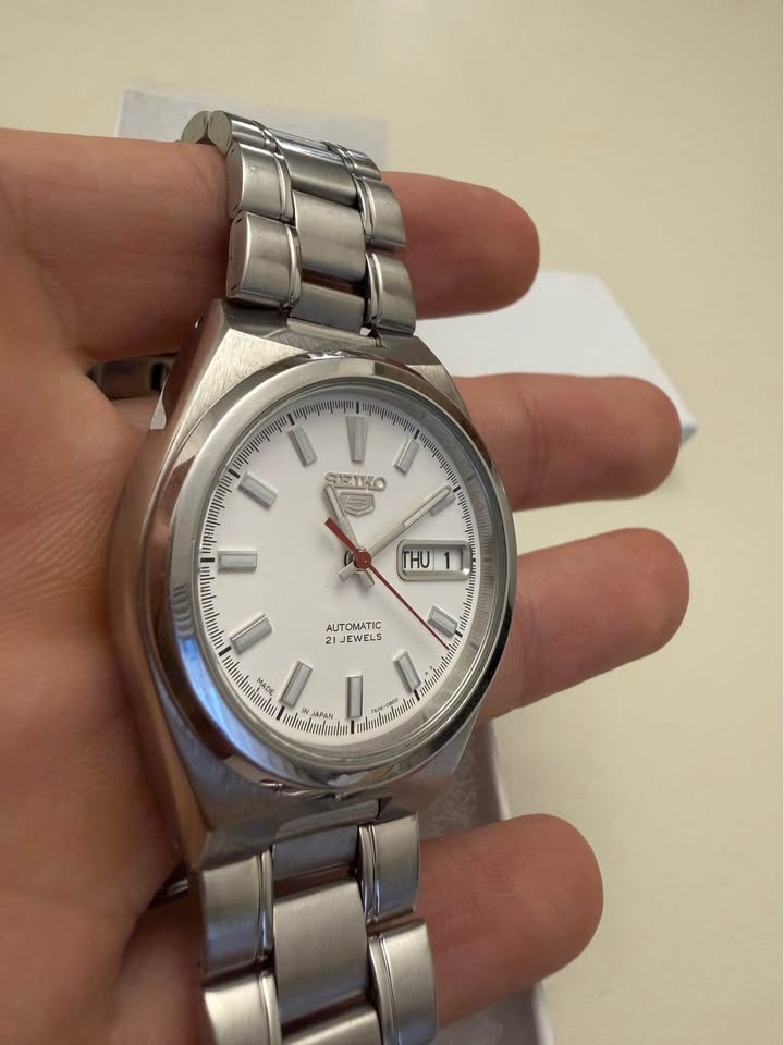 Seiko 5 Automatic Watch – White Dial 37mm - photo 2