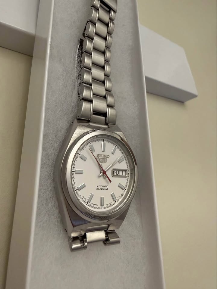 Seiko 5 Automatic Watch – White Dial 37mm - photo 3