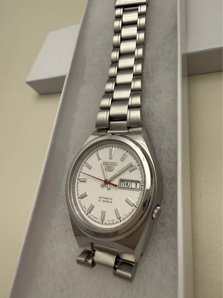 Seiko 5 Automatic Watch – White Dial 37mm - photo 4