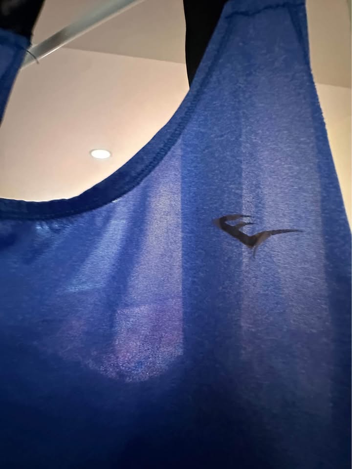 Women’s Workout Top | Small - photo 2