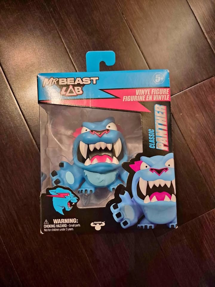 Brand New Mr Beast Lab Classic Panther Vinyl Figure