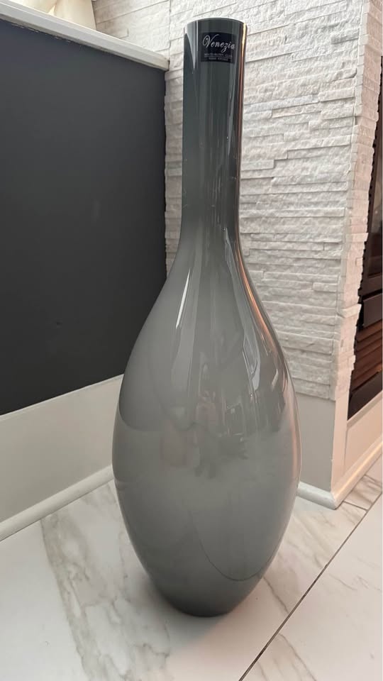 Grey vase - photo 2