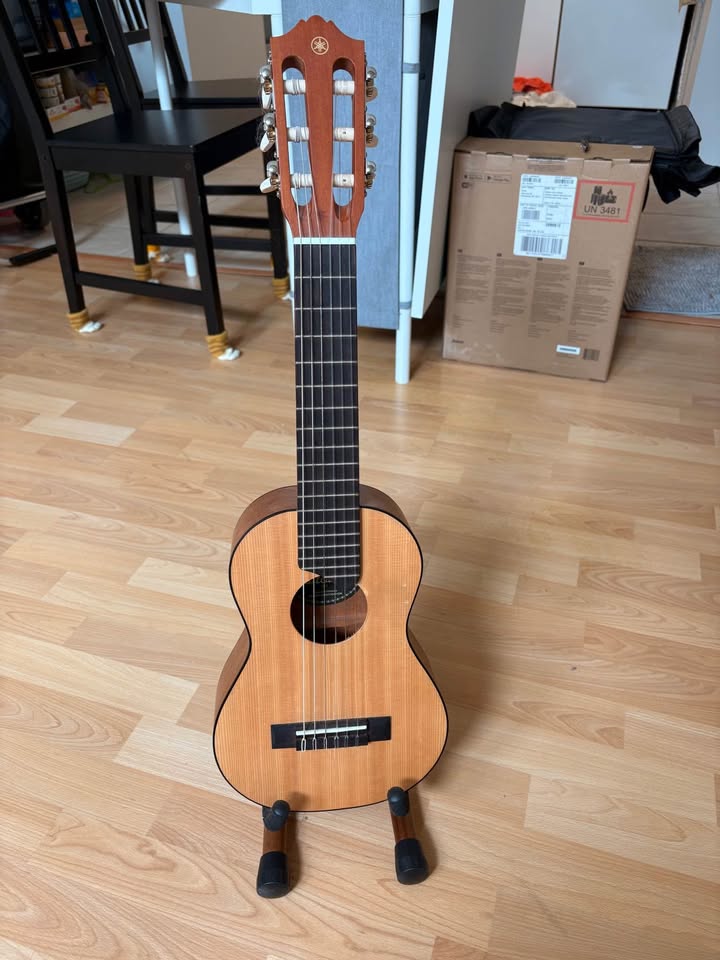 Yamaha Guitalele - photo 2