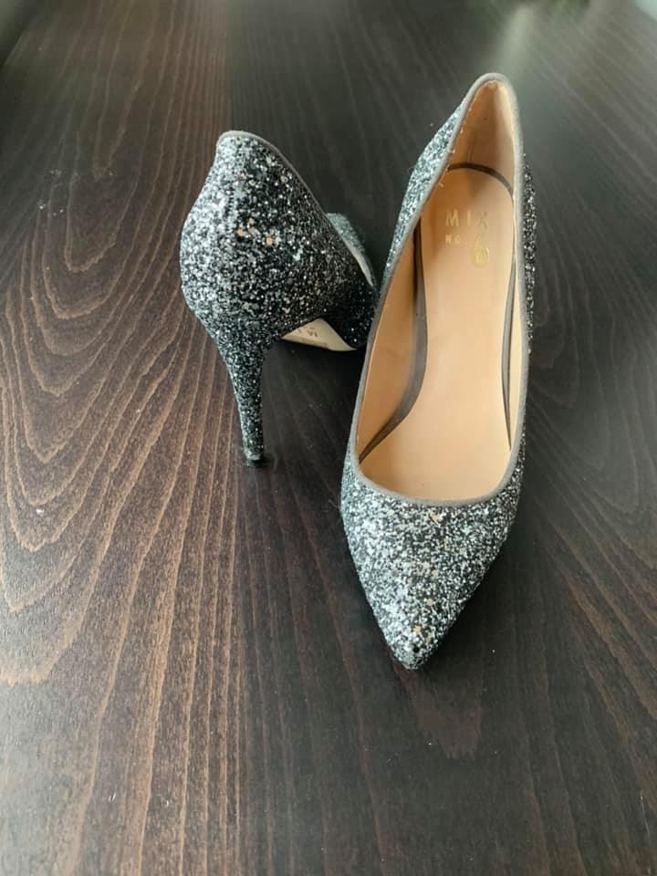 Size 8.5 (or 8) sparkly glitter shoe pump by mix#6 - photo 3