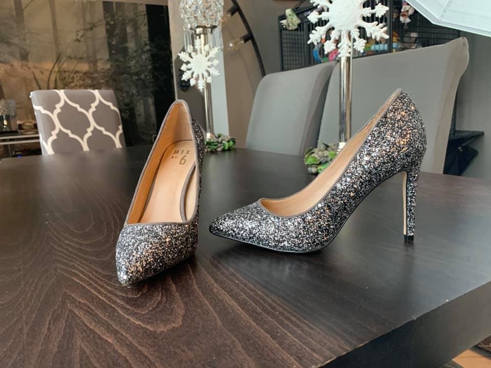 Size 8.5 (or 8) sparkly glitter shoe pump by mix#6 - photo 5
