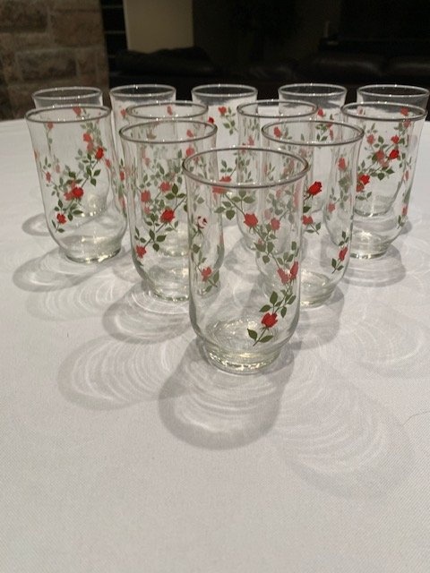 Glasses Vintage Anchor Hocking Set of 12 " Climbing Red Roses " - photo 2
