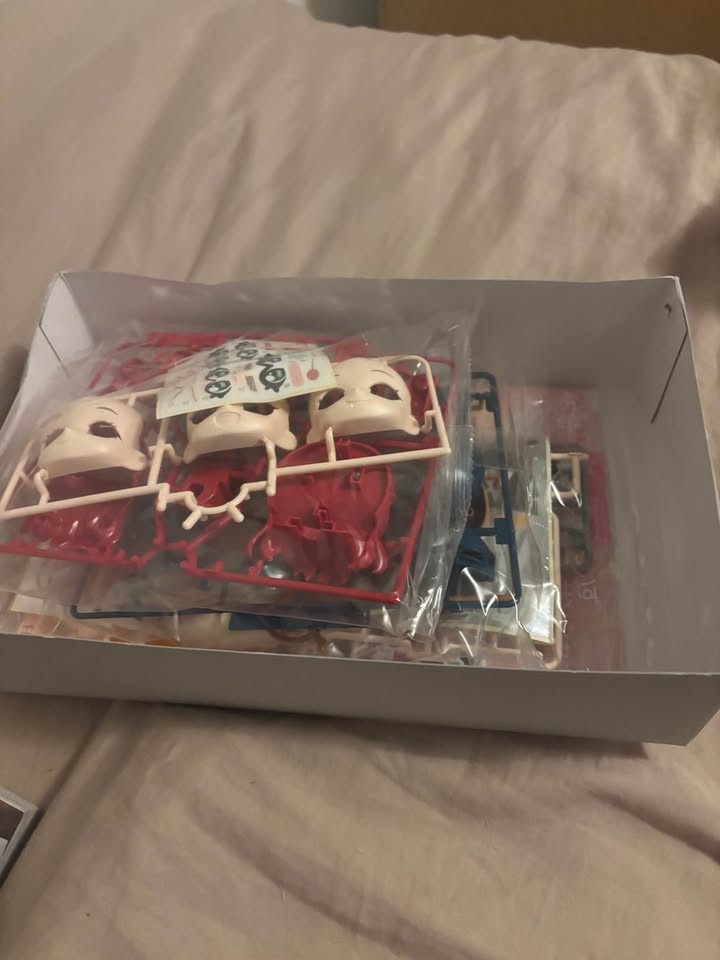 Bandai Petiture-rise Model Kit + 3 Miniature Models - photo 2