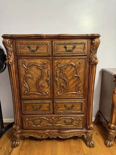 Victoria Brown Dresser For TV up to 50 inches