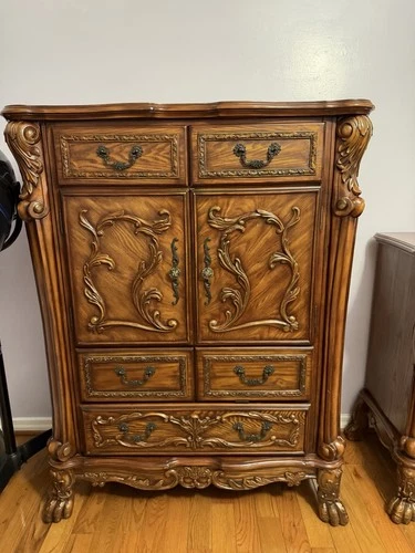 Victoria Brown Dresser For TV up to 50 inches - photo 2