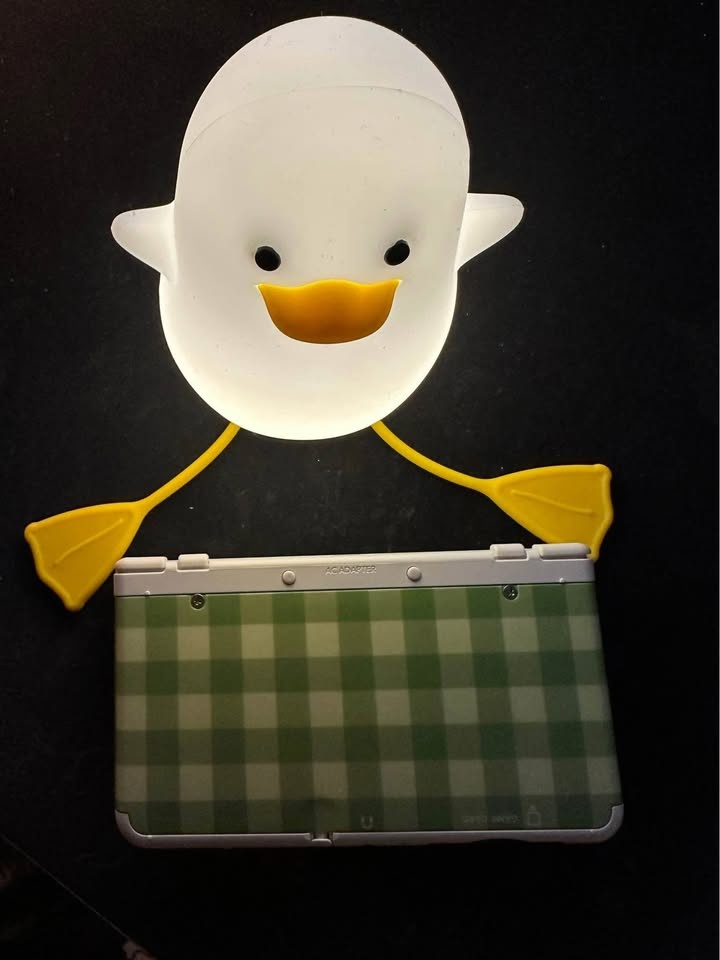New 3DS XL Animal Crossing Edition - photo 4