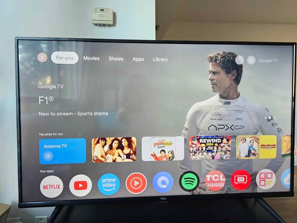 TCL 50 4K SMART TV - photo 2