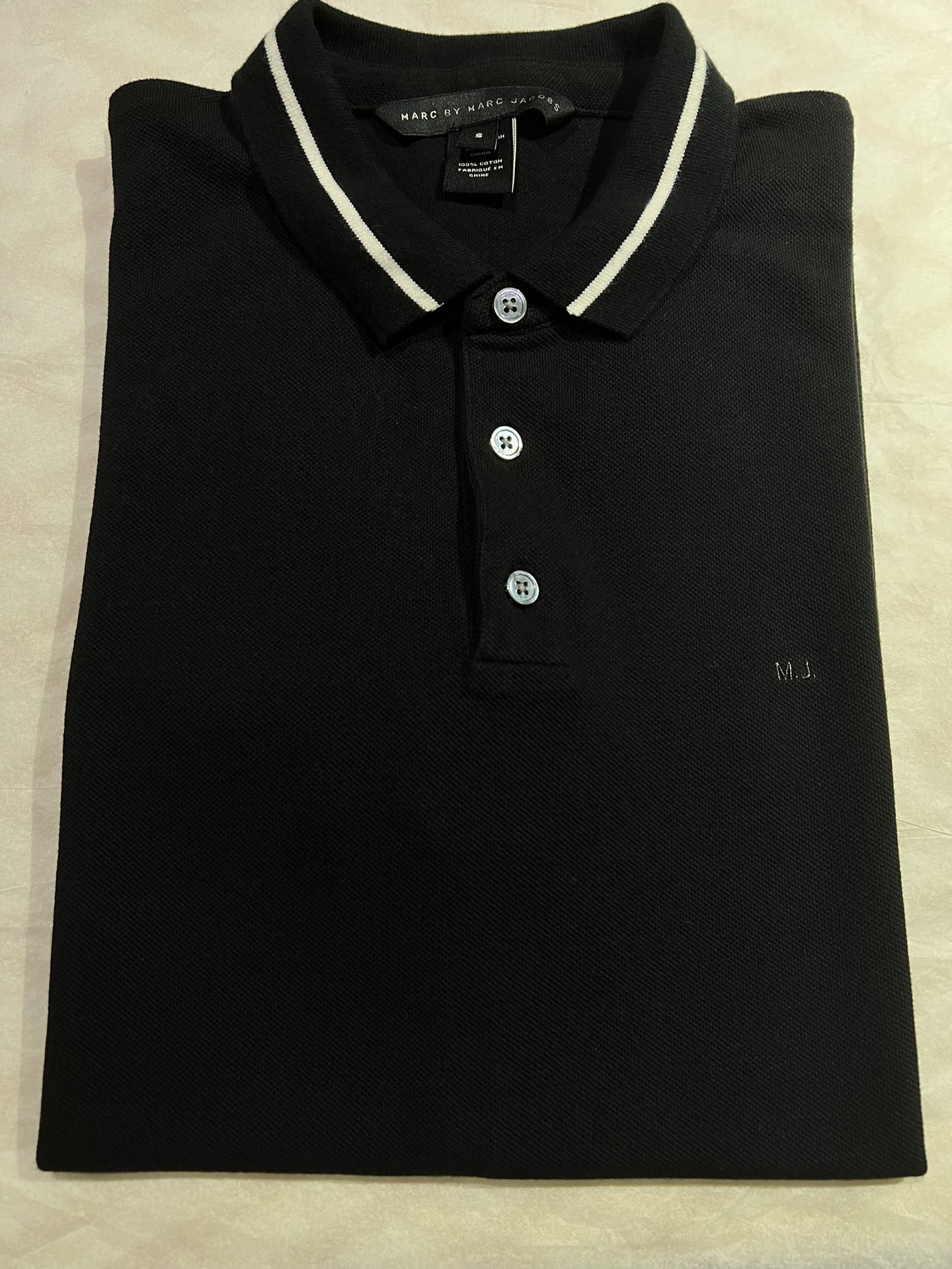 Questions? Leave a comment below! Marc by Marc Jacobs Black polo - photo 3