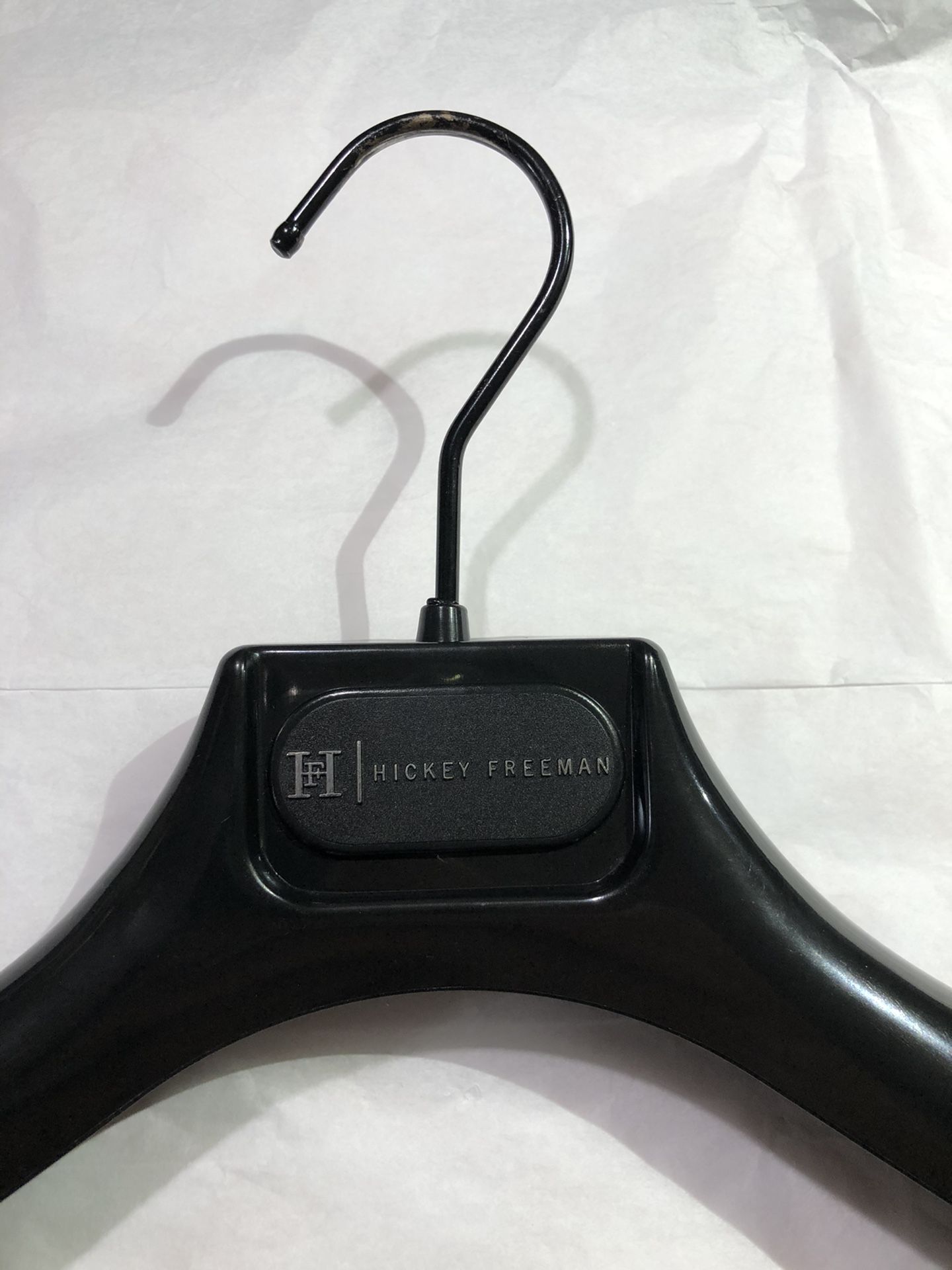 HICKEY FREEMAN DESIGNER BLACK PLASTIC SUIT HANGER - photo 2