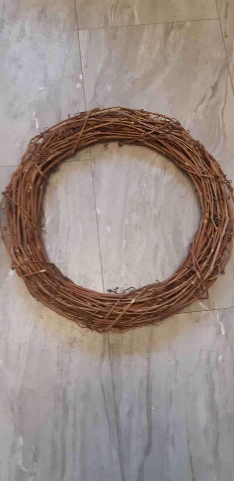 Grapevine wreath base for wreath makers - photo 2
