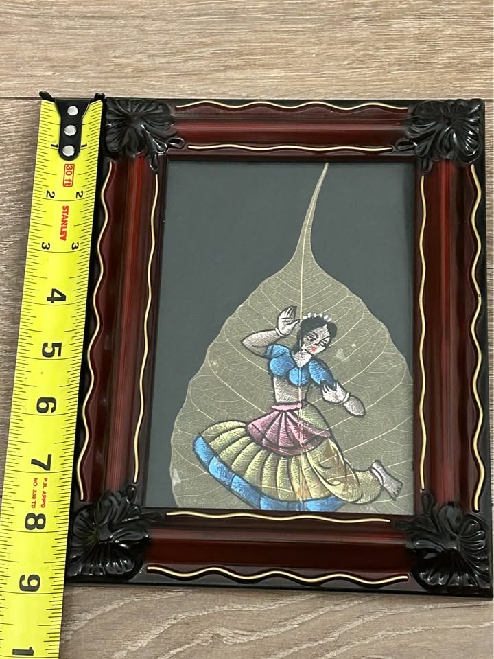 Framed Leaf Painting Art – Hand-Painted Botanical Folk Artwork - photo 3