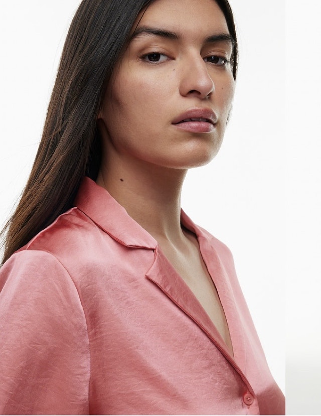 Aritzia Beso Satin Shirt Sz XS