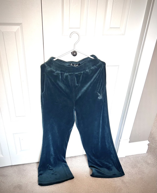 Playboy Velour Set Sz S - photo 2