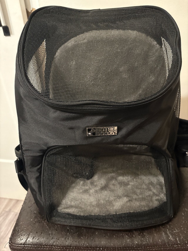 Hotel Doggy Backpack