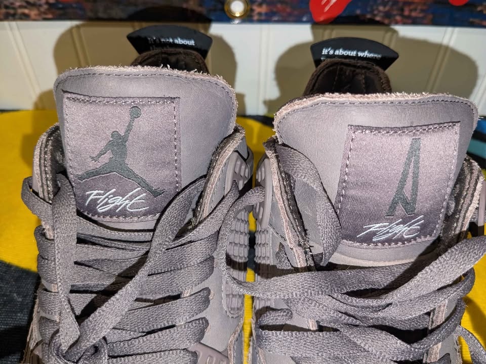 $195 Air Jordan 4 Retro x A Ma Maniére - Men’s Size 7 - photo 4