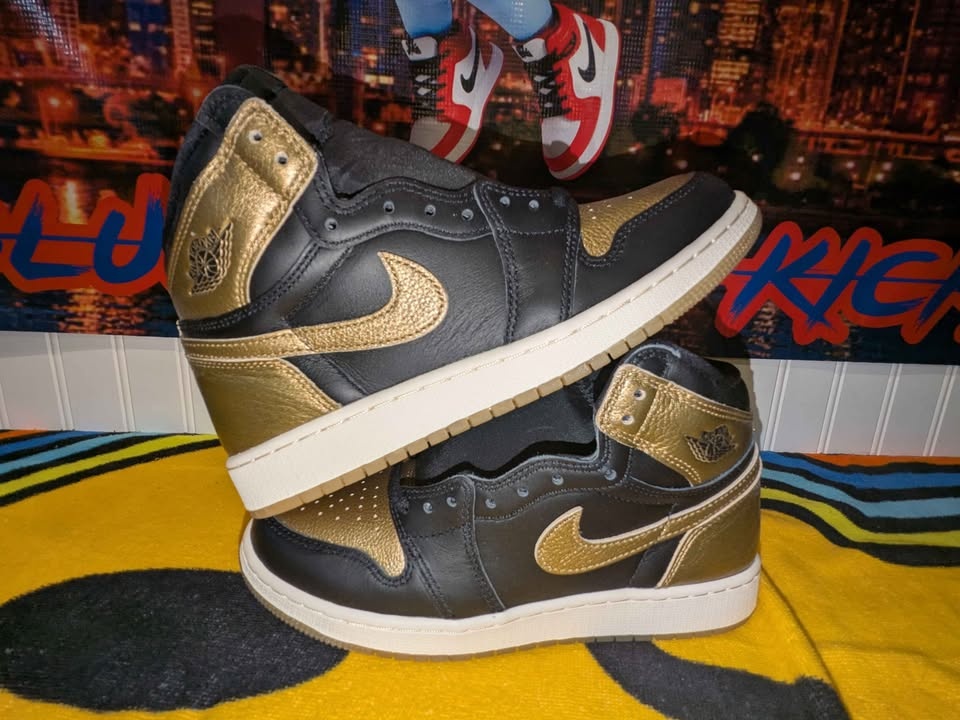 $100- Air Jordan 1 Retro OG -Size# 6.5Y - NEW with OG Box - photo 3