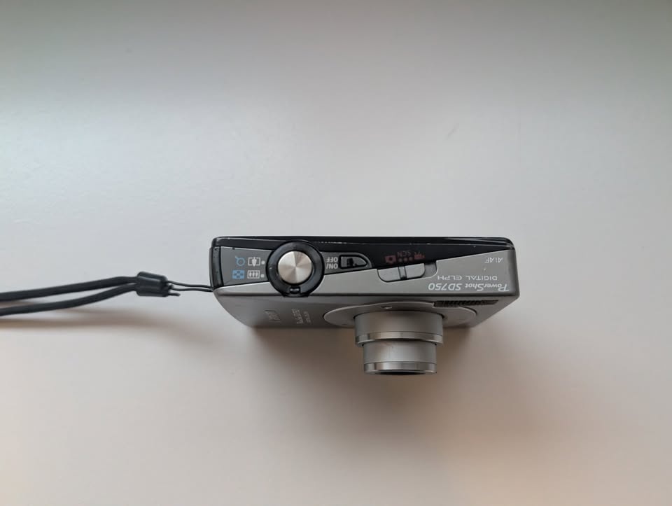 Canon PowerShot SD750 - TESTED + SD Card - photo 4