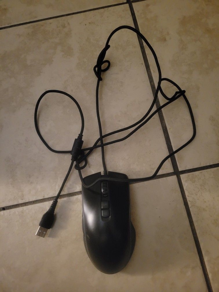 Razer DeathAdder V2 Pro Wireless Gaming Mouse - photo 5