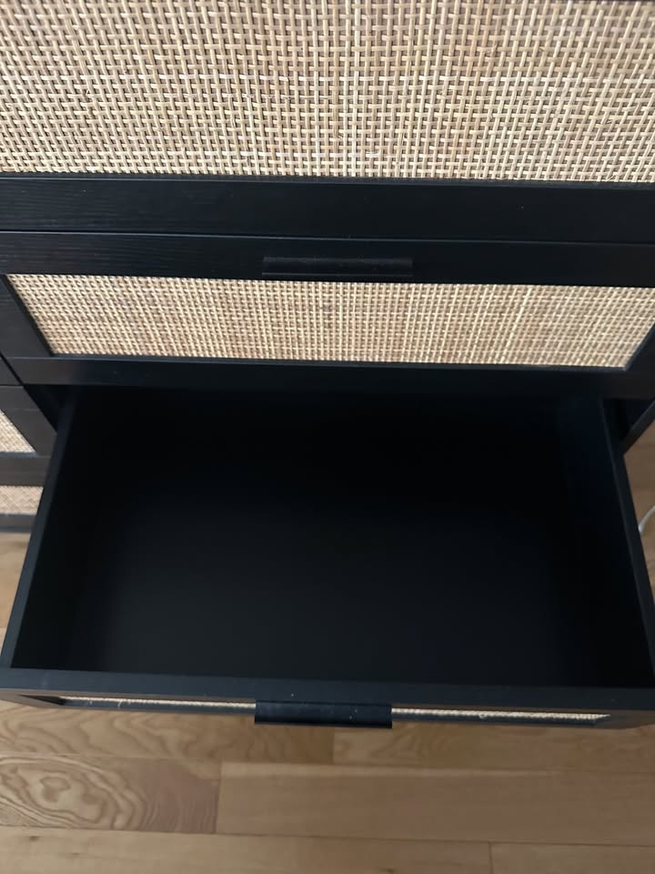 Mid-Century Style 8-Drawer Dresser - photo 3