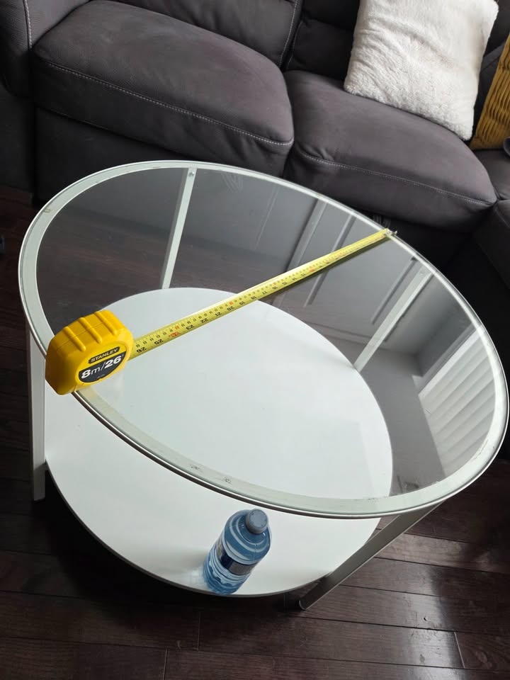 IKEA White Round Glass Coffee Table - photo 3