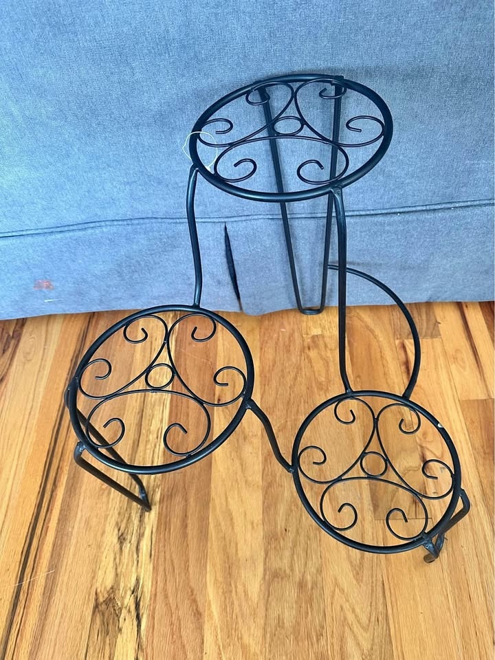 Black Plant Stand