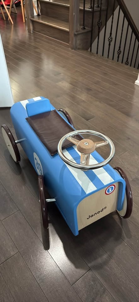 Janod ride on toy wooden car - photo 2