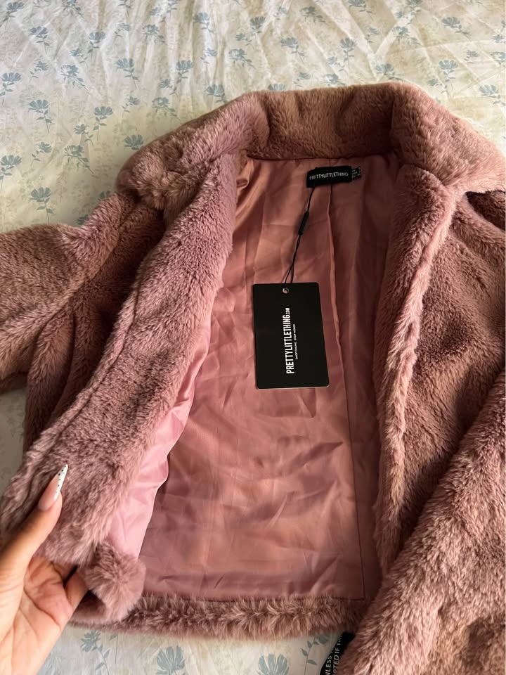 NEW PLT Cropped Faux Fur Coat - photo 3