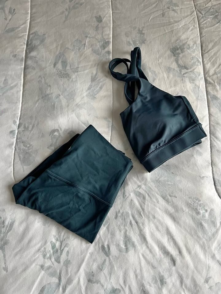 Lululemon Matching Workout Set