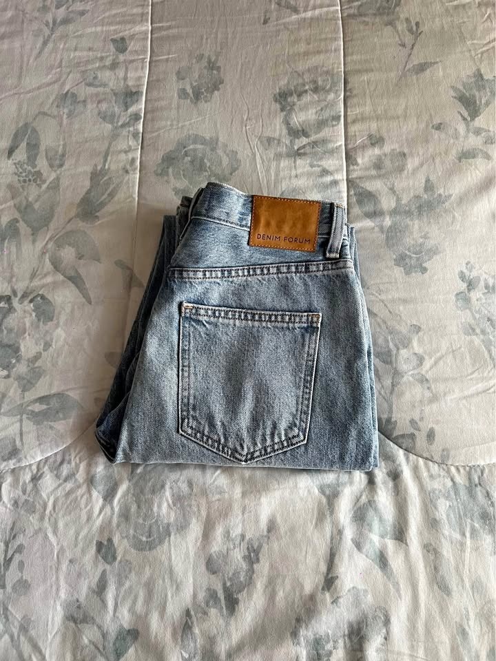 Aritzia Denim Forum “The Nina Stovepipe” Jeans