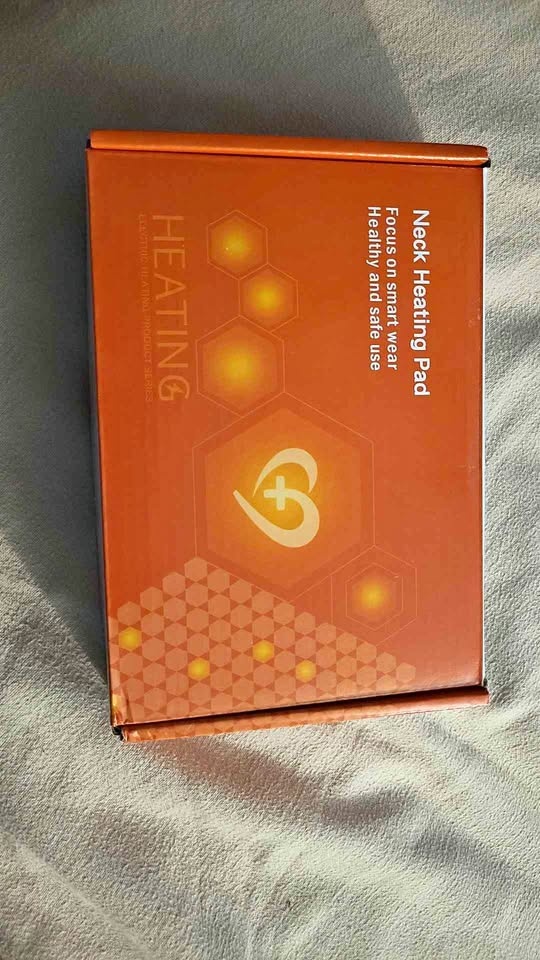 Neck / Shoulder Heating and Massaging Pad
