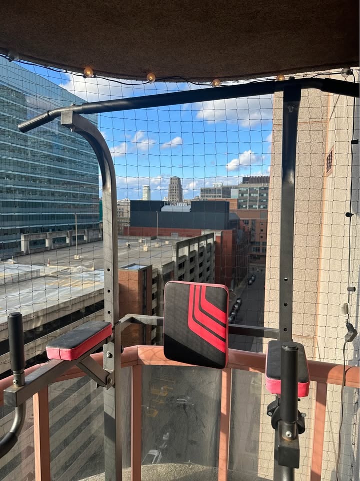 Pull up power tower - photo 2