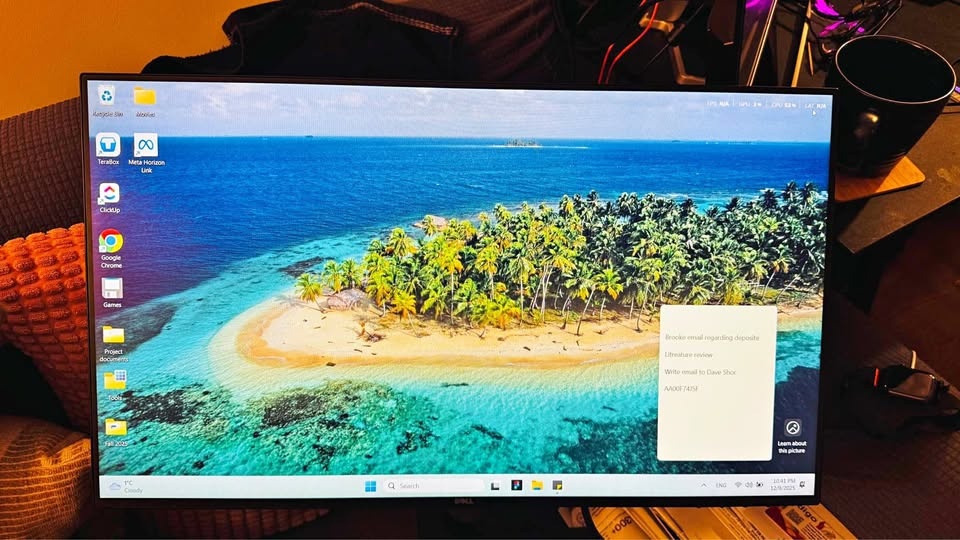 Good 24 inch Dell Monitor