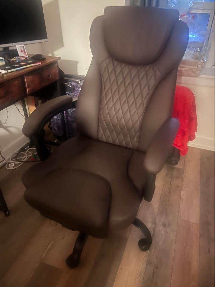 Ergonomic Office Chair with Footrest - photo 2