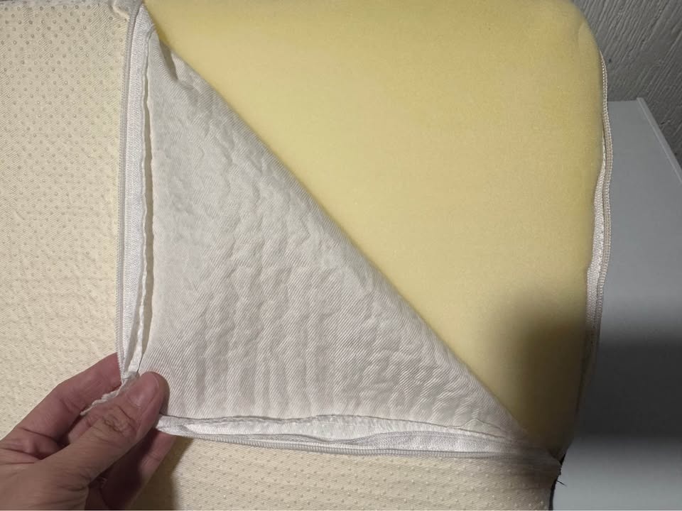 Knee Wedge Pillow for Recovery-Leg Elevation Support - photo 3